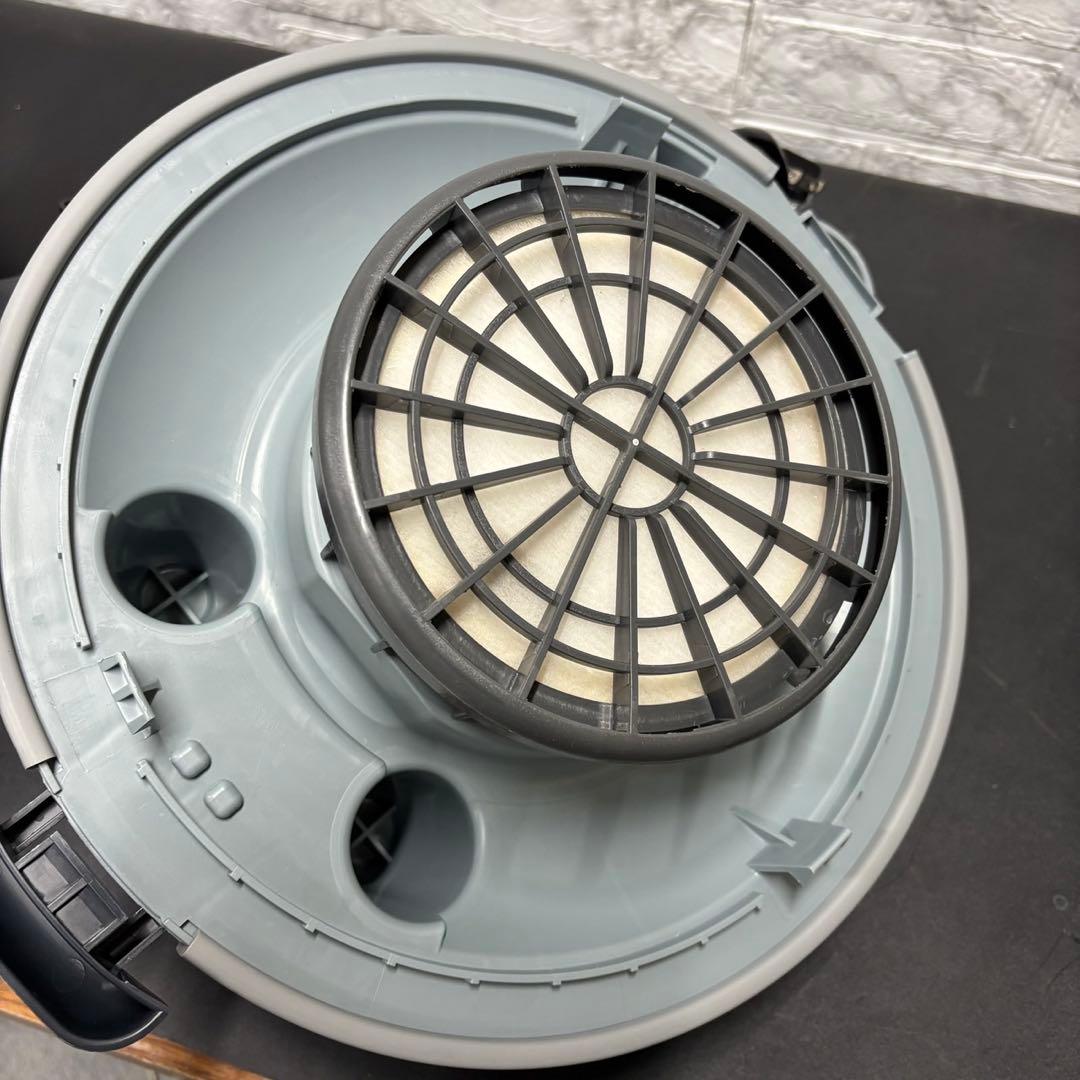 877　ニルフィスク　業務用　真空掃除機　VP300HEPA　ペーパーバッグ9枚