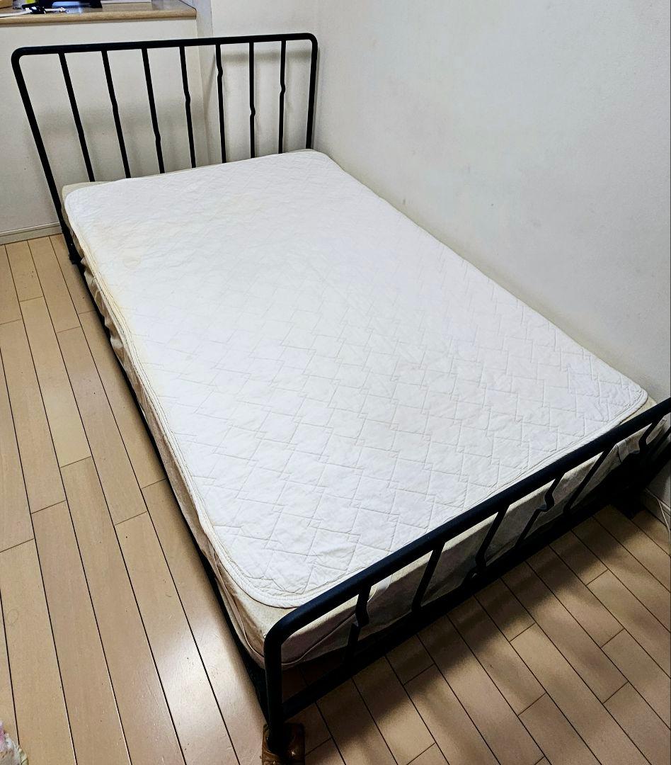 【レア】アイアン製ベッドフレーム セミダブル