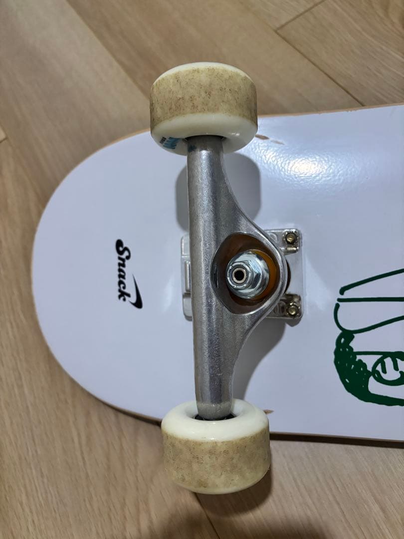Snack インディペンデントトラック　スケートボード　コンプリート