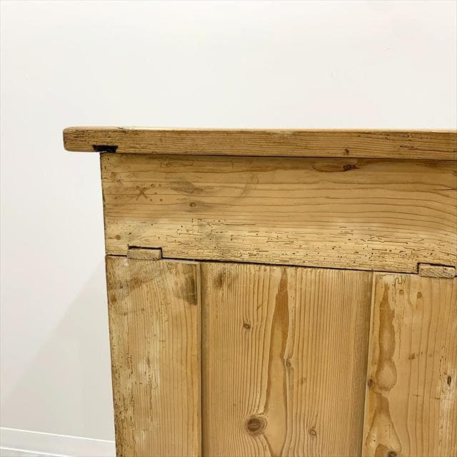 ペニーワイズオールドパインサイドキャビネット（右開き）