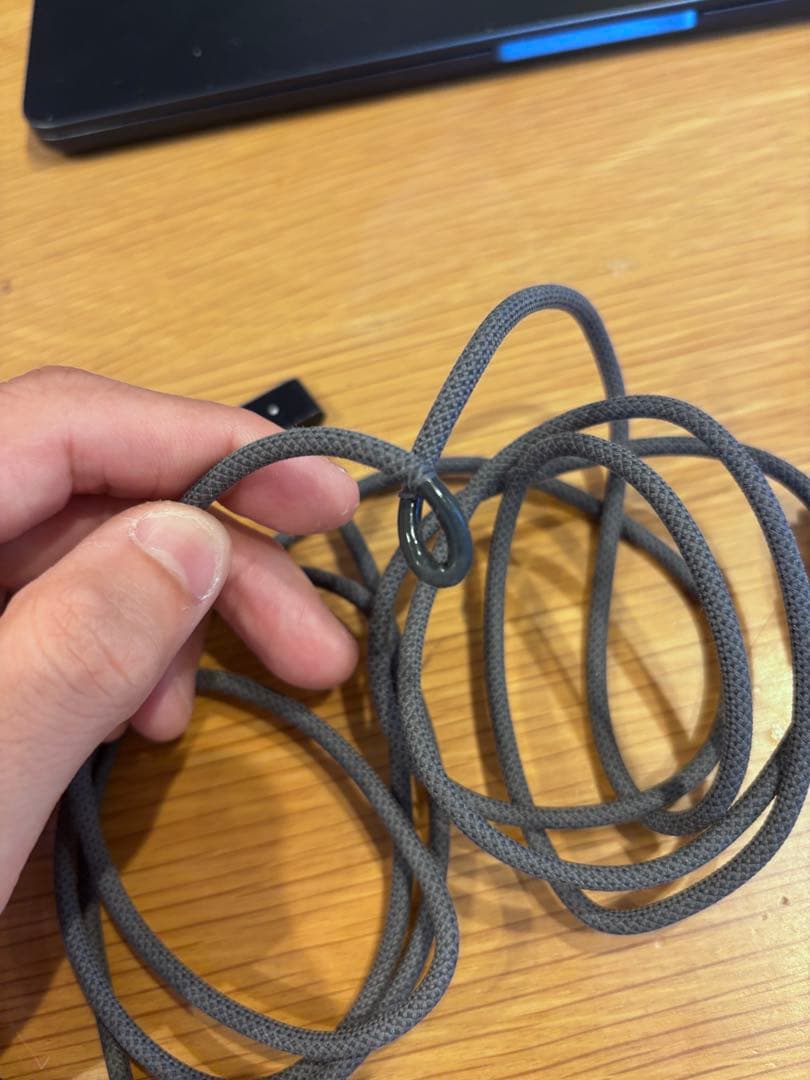 MacBookAir 2022 ミッドナイト M2/8GB 擦り傷アリ