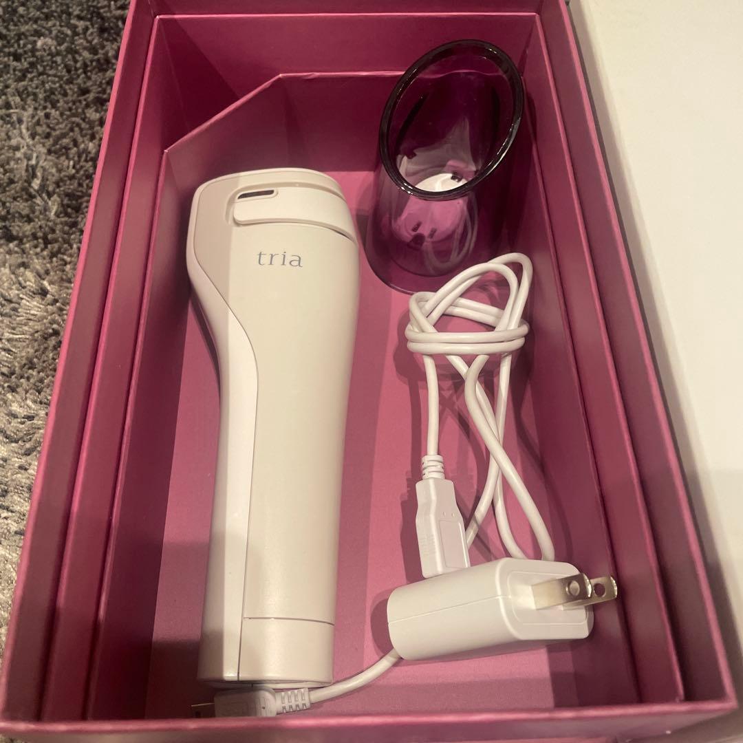 美品　トリア　スキン　エイジングケア　レーザー　ホワイト