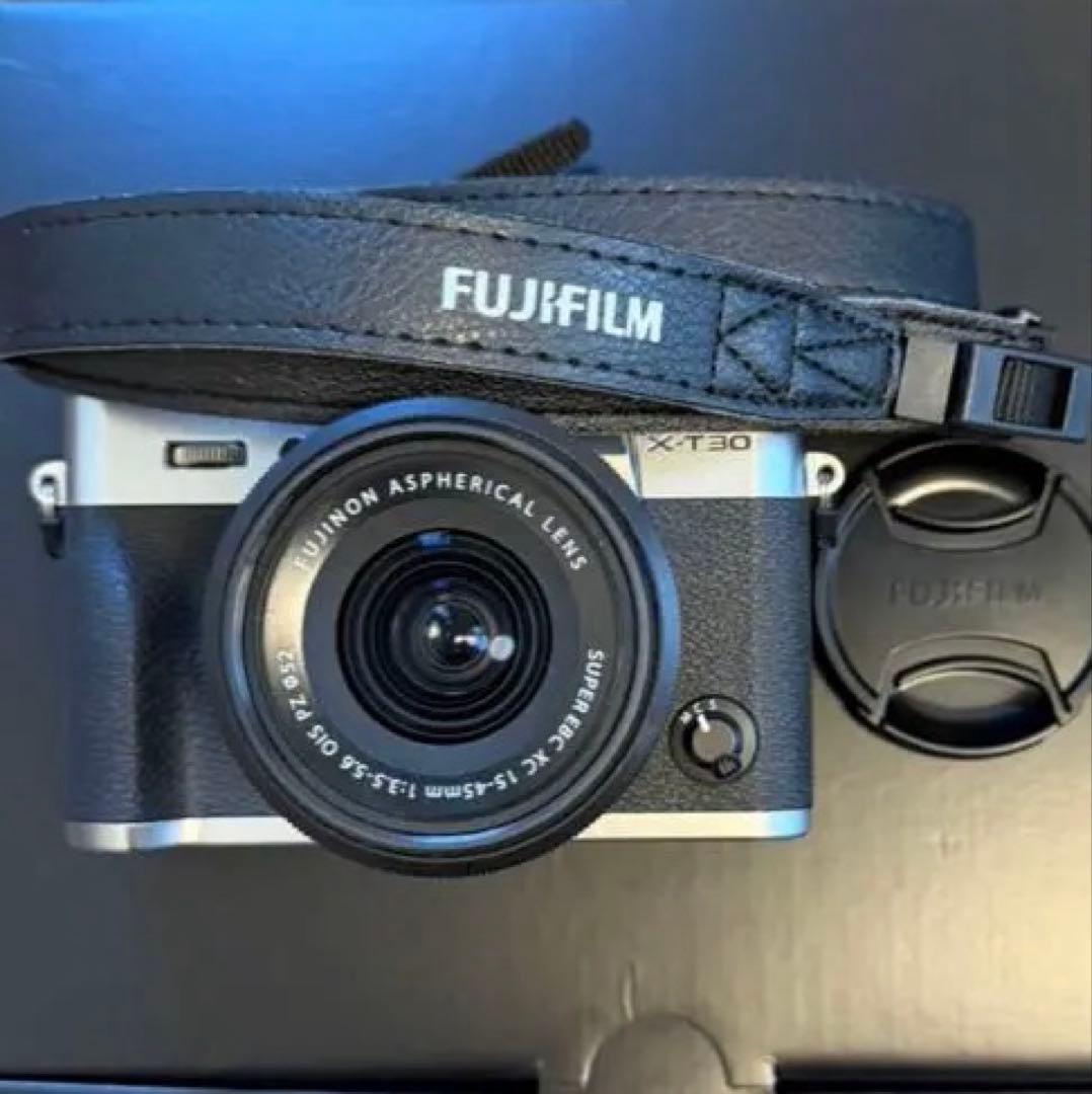 FUJIFILM X-T30 ミラーレス一眼