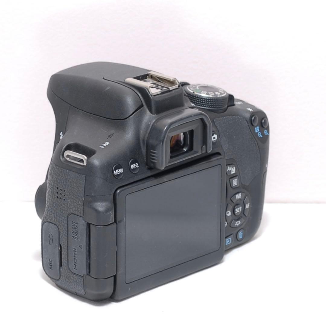 ❤️高画質❤️Canon kiss X8i❤️シングルレンズ❤️バイアングル液晶