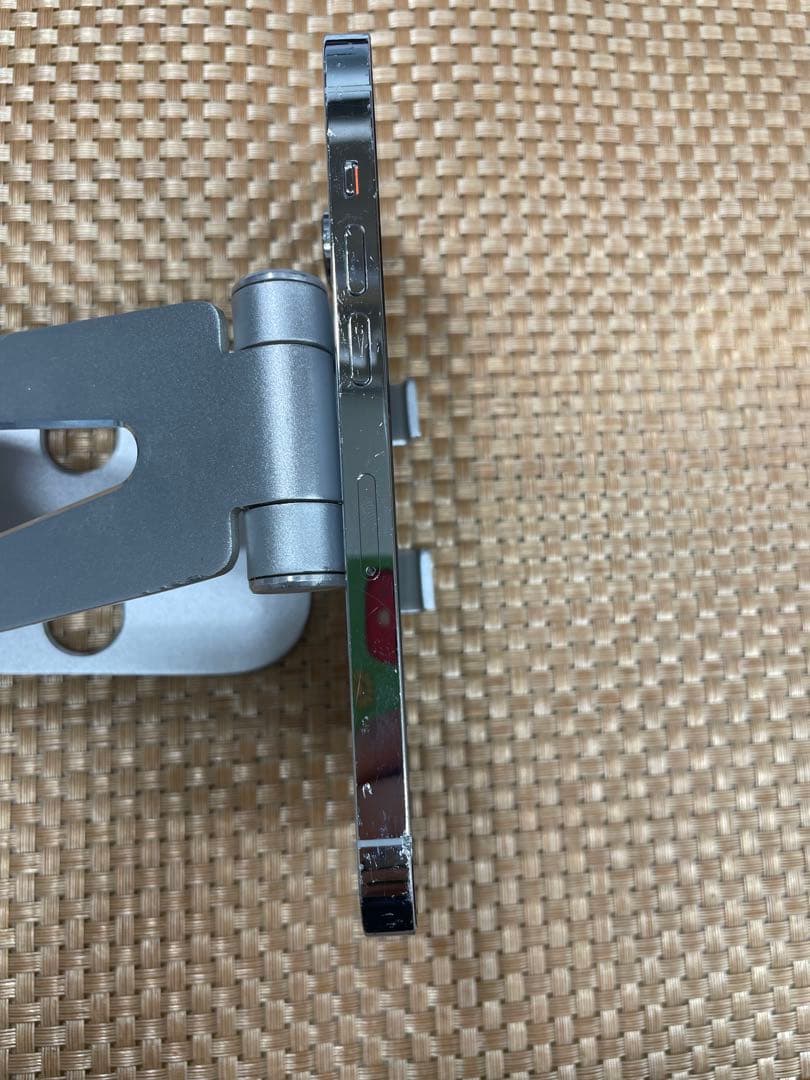 iPhone 14 Pro 128 GB シルバーSIMフリー【0635】