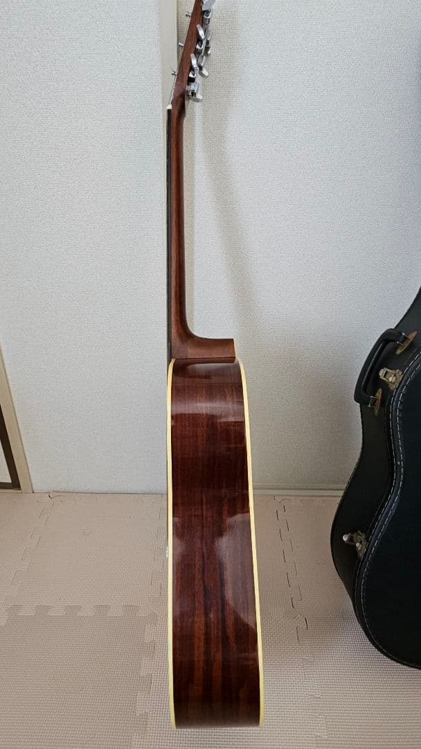 [モーリス] Morris W-20 アコースティックギター ハードケース付き