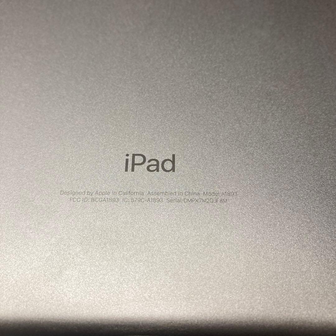 Apple 第６世代 iPad Wifi スペースグレー 本体 128GB