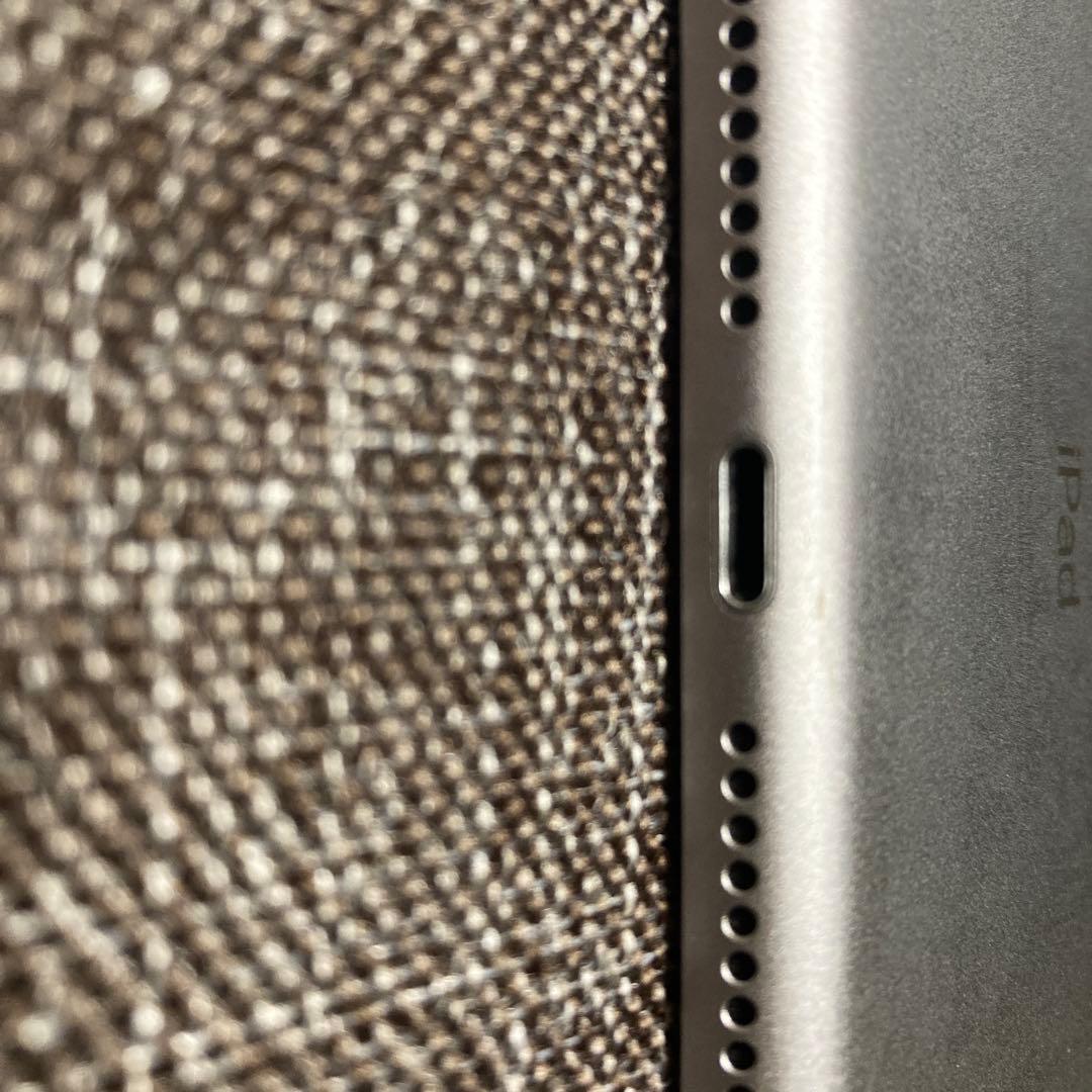 Apple 第６世代 iPad Wifi スペースグレー 本体 128GB