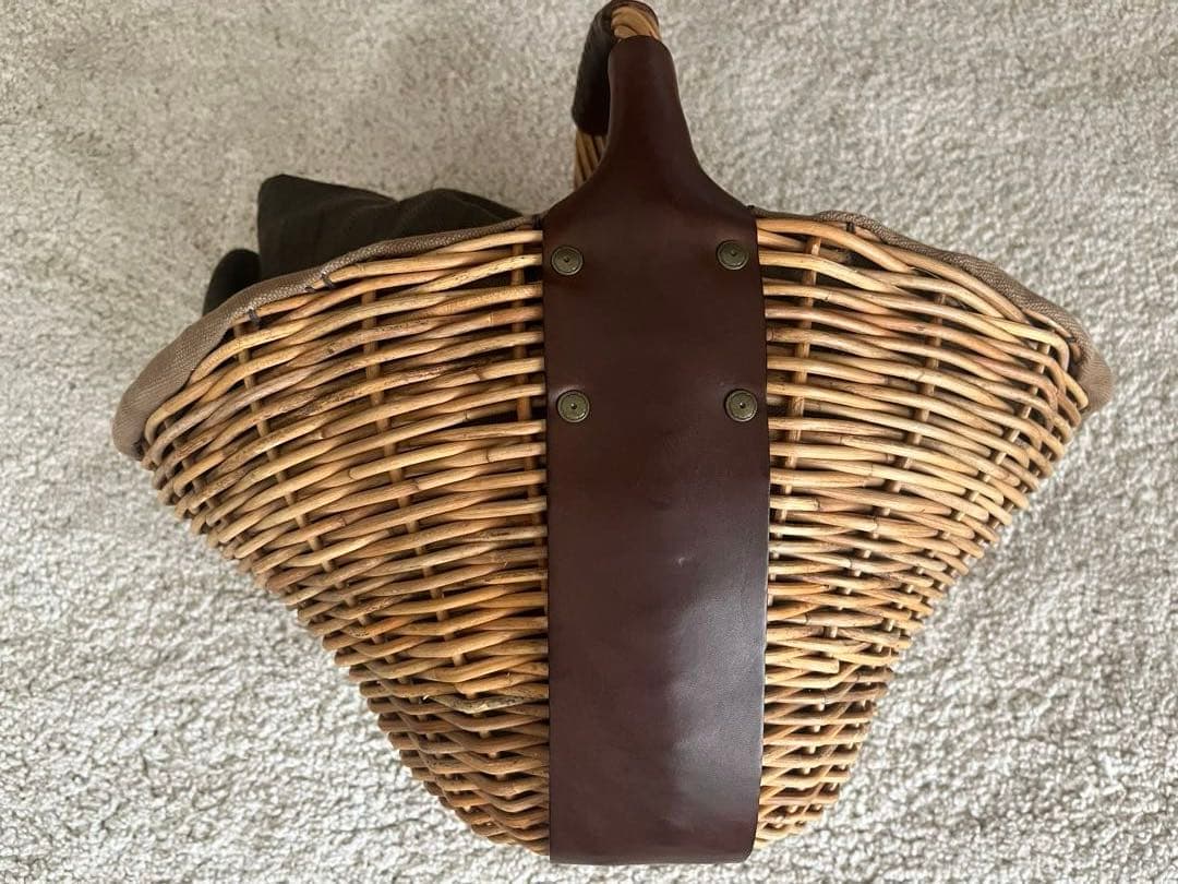 美品エバゴス　かごバッグ