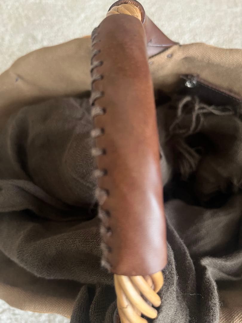 美品エバゴス　かごバッグ