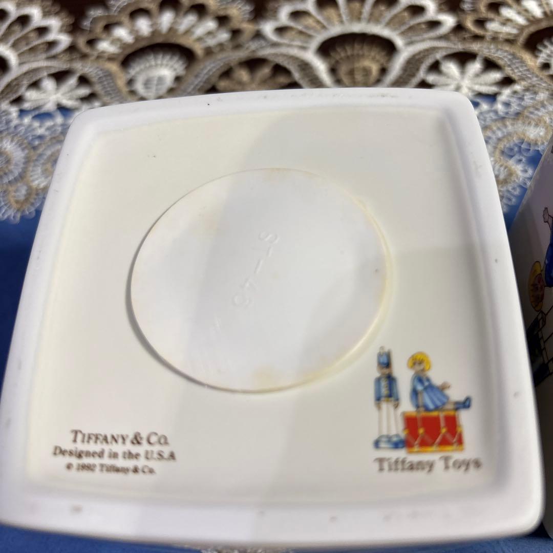 TIFFANY ティファニー　陶器製　貯金箱