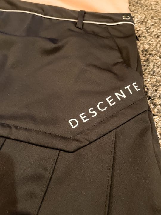 【新品】DESCENTE＊デサント＊プリーツ＊スカート＊ゴルフウェア＊ゴルフ女子