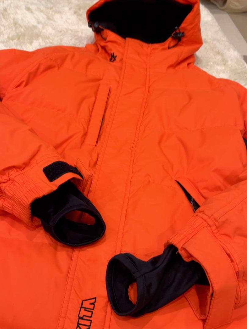 定価10万♦NIKITA ＆新品BILLABONGスノー ウェア ダウン100%