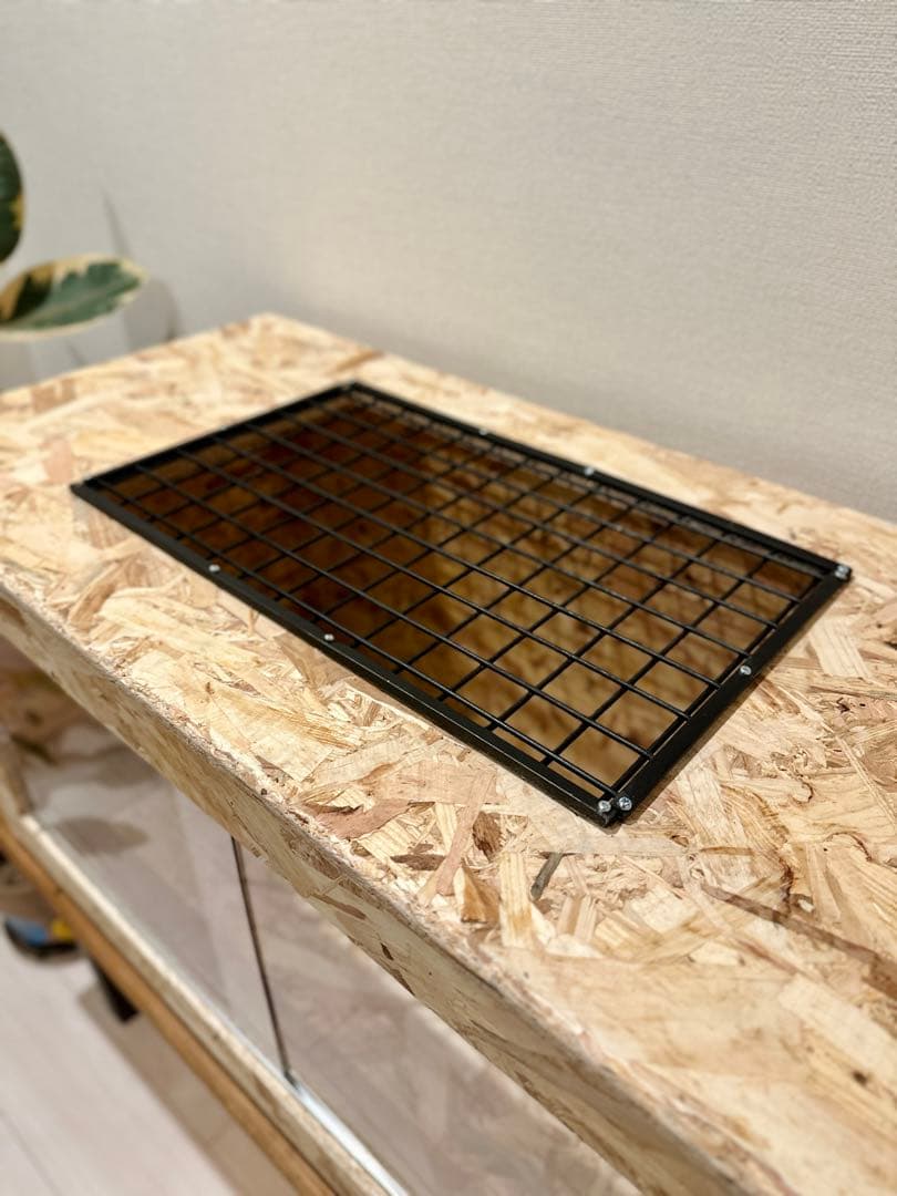爬虫類ゲージ　80×40×40