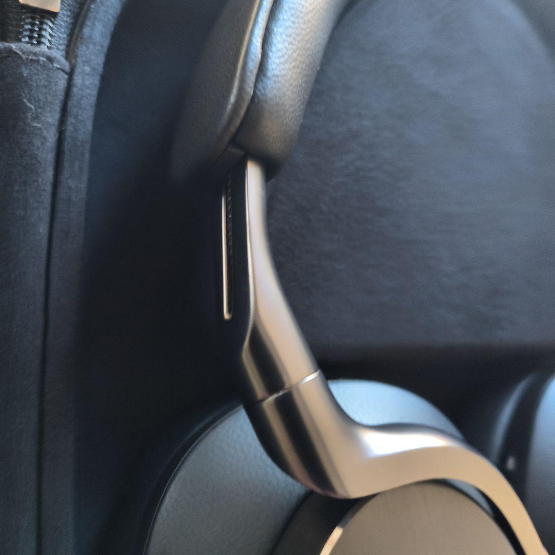 Bowers & Wilkins　px８