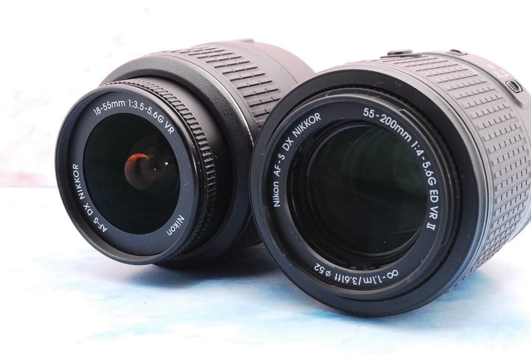 Nikon D5300★Wi-Fi搭載★一眼レフカメラ★手ぶれ補正Wレンズ