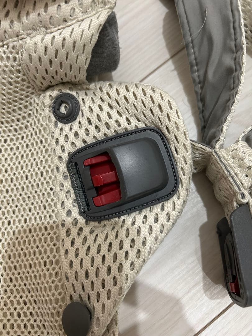 BABYBJÖRN BABY CARRIER HARMONY クリーム