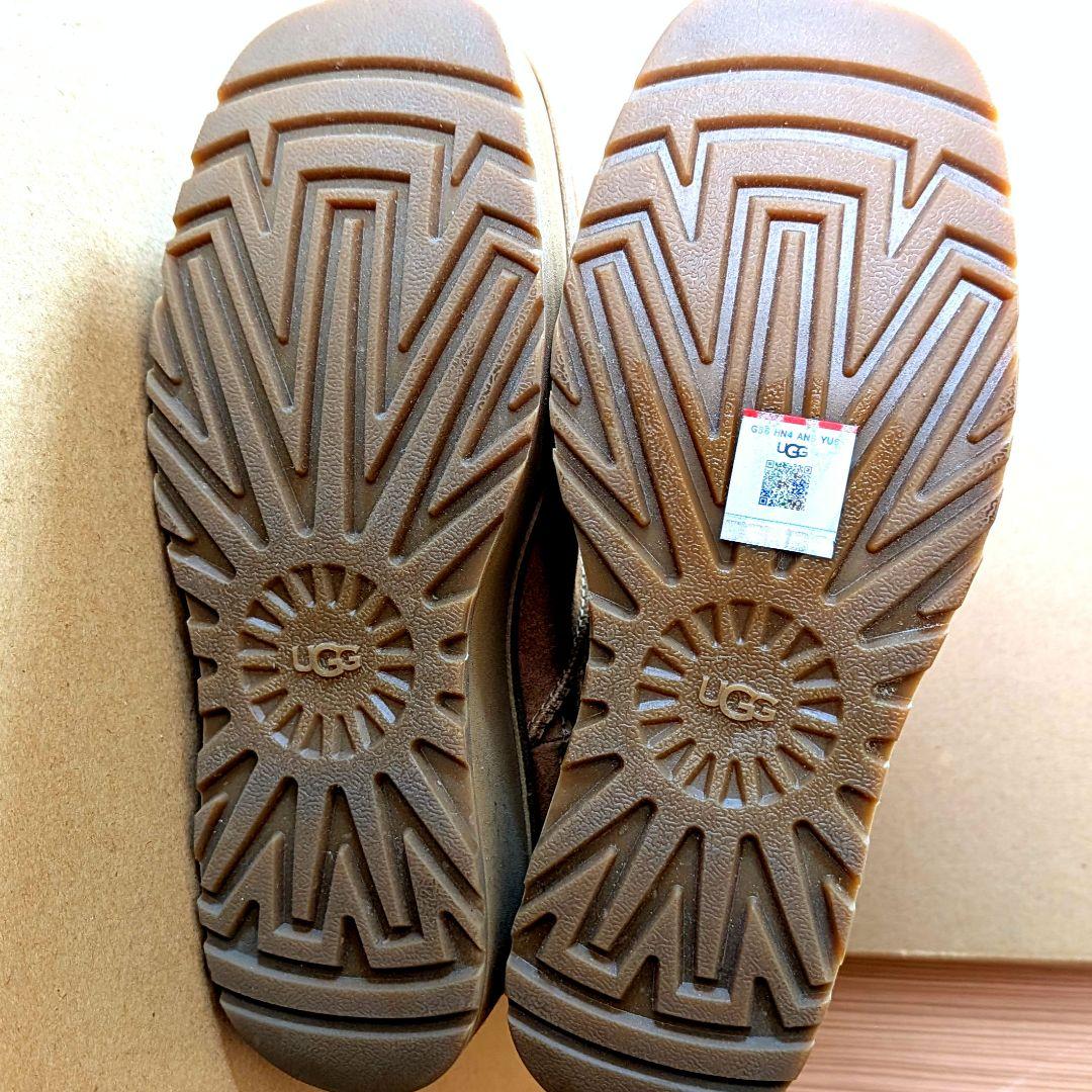 UGG厚底ショートブーツ