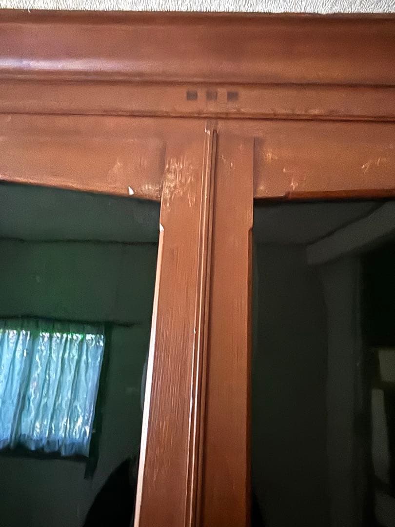 木製ディスプレイキャビネット