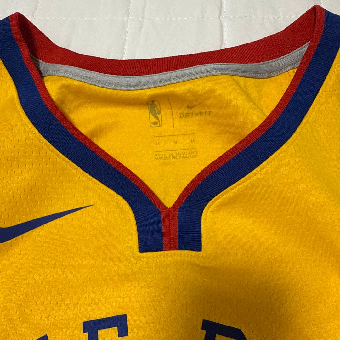 nba サイン入りユニフォーム カリー　プール