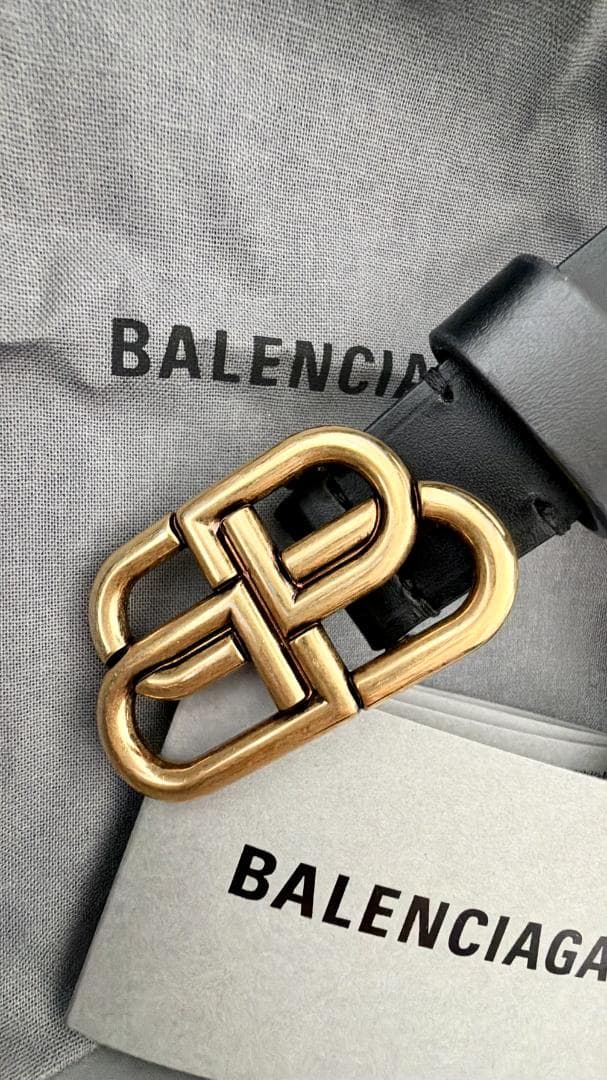 BALENCIAGA ブラック ベルト レディース ベルト穴20個 フリーサイズ