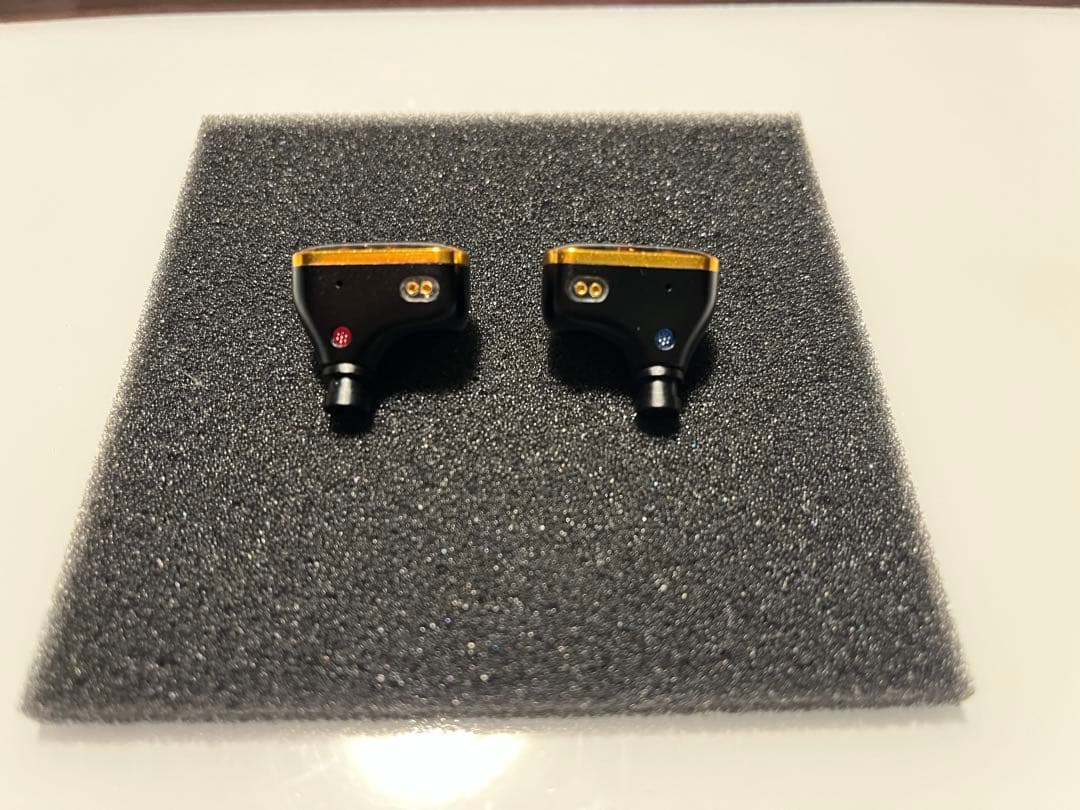 【超美品！ほぼ未使用】有線ピヤホン5 Hi-Unit003-pnk イヤホン