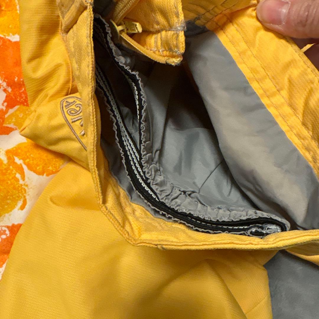 エレッセ　希少柄　スキーウェア　L 帽子手袋マフラー付き