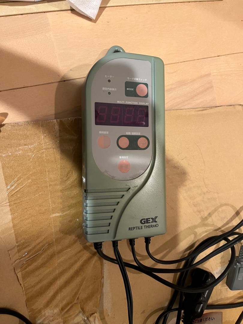 爬虫類ケージ・サーモスタットセット