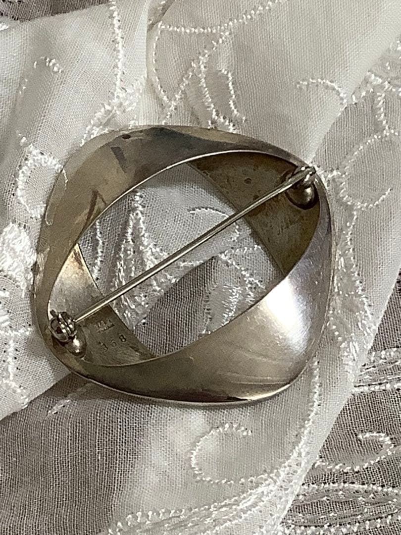 ジョージ・ジェンセン　ブローチ