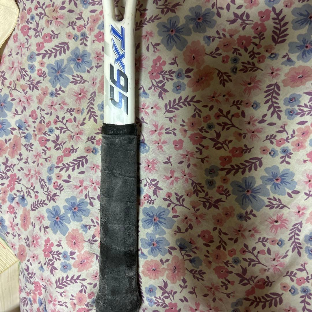 【限定色】YONEX ソフトテニスラケット軟式用　ナノフォース8v おまけ付き