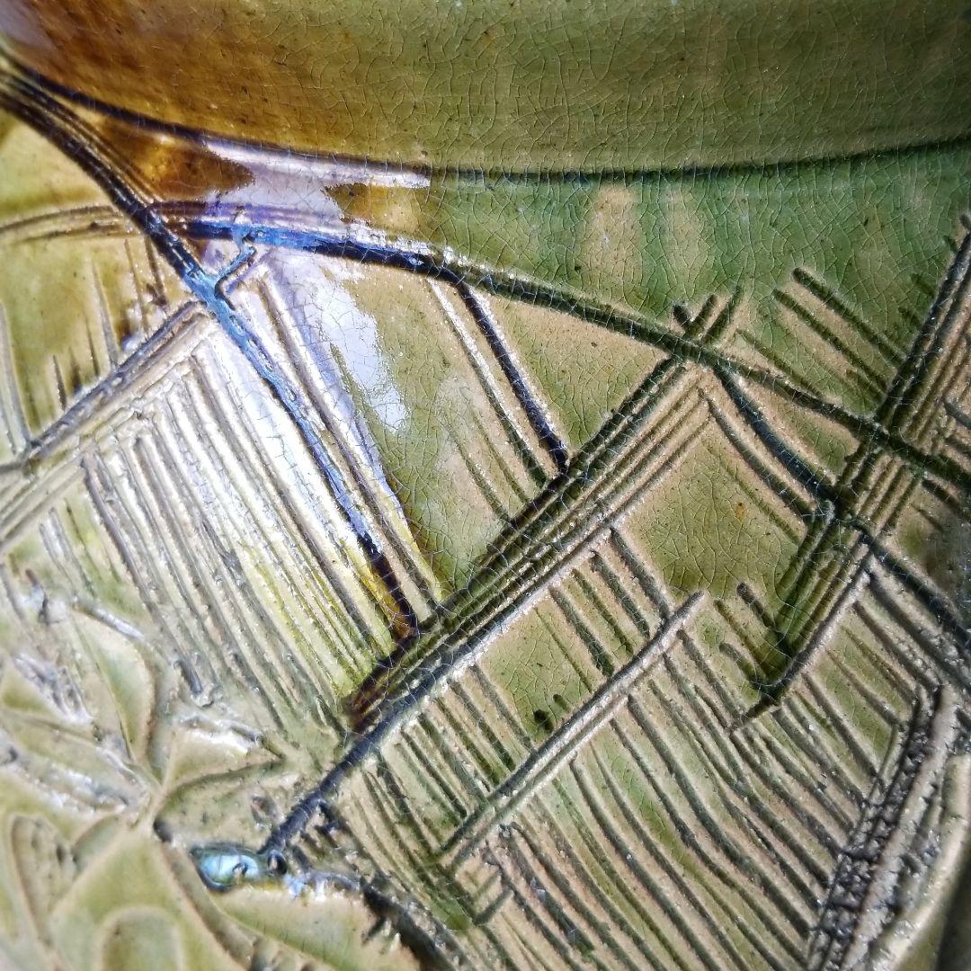 信楽焼傘立て  壷型織部彫 高さ４４cm