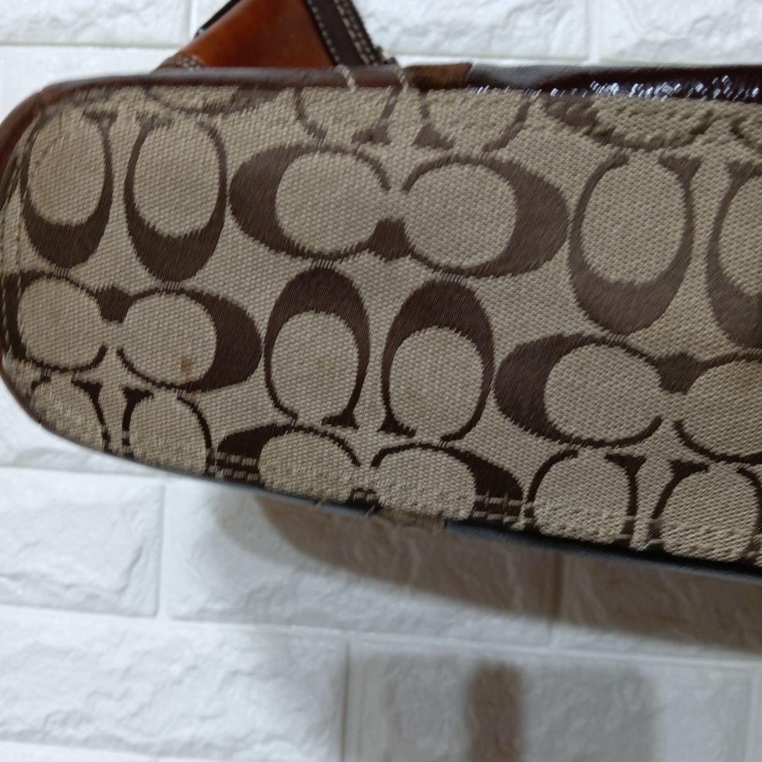 OLDCOACH　キルティングデザインショルダーバック斜めがけ