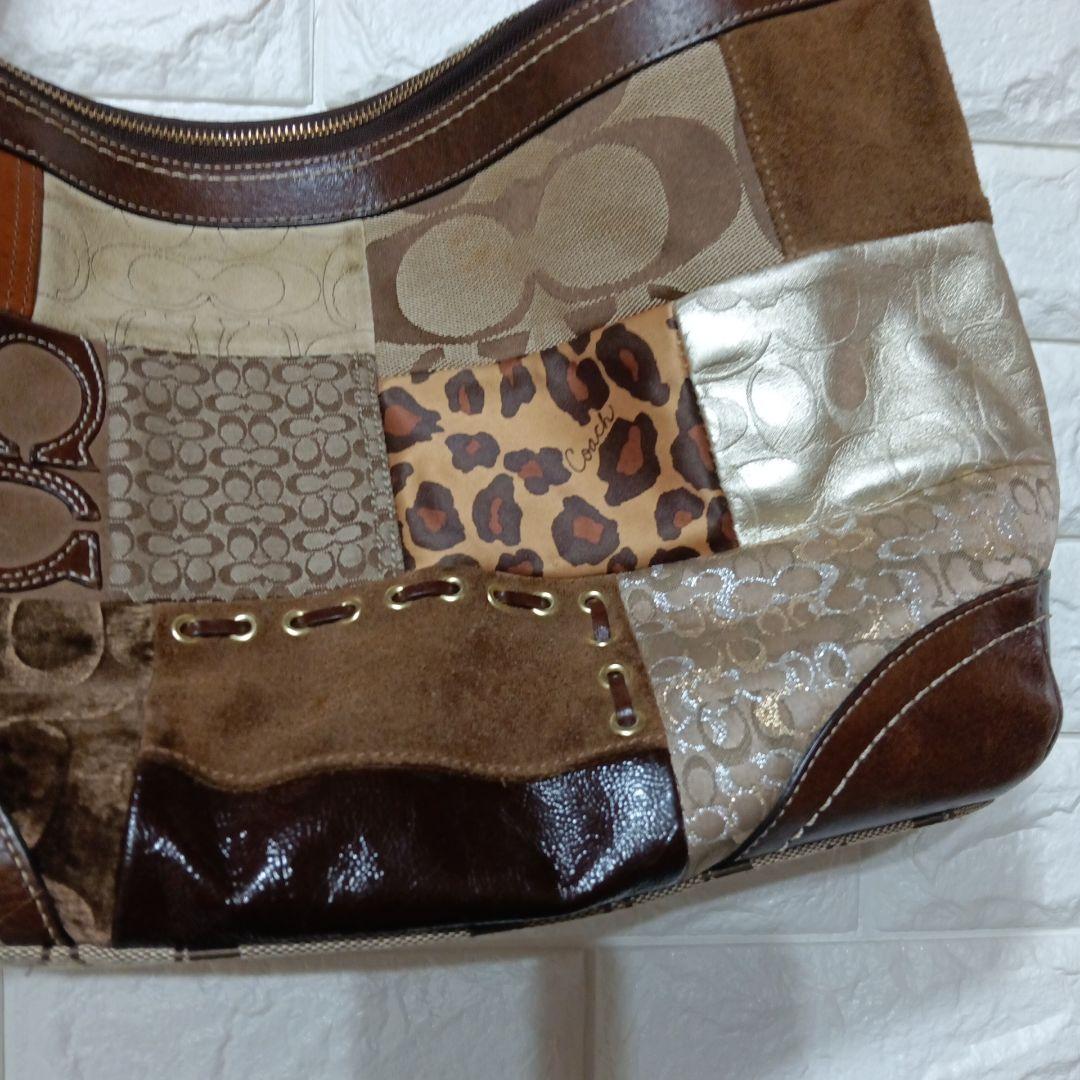 OLDCOACH　キルティングデザインショルダーバック斜めがけ