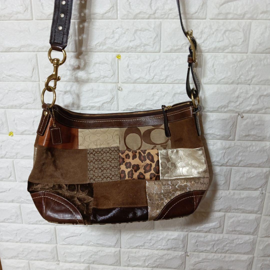 OLDCOACH　キルティングデザインショルダーバック斜めがけ