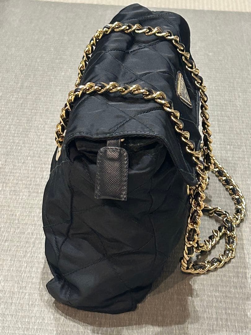 M*様 週末オークション　美品　PRADA ブラックショルダーバッグ ゴールドチ