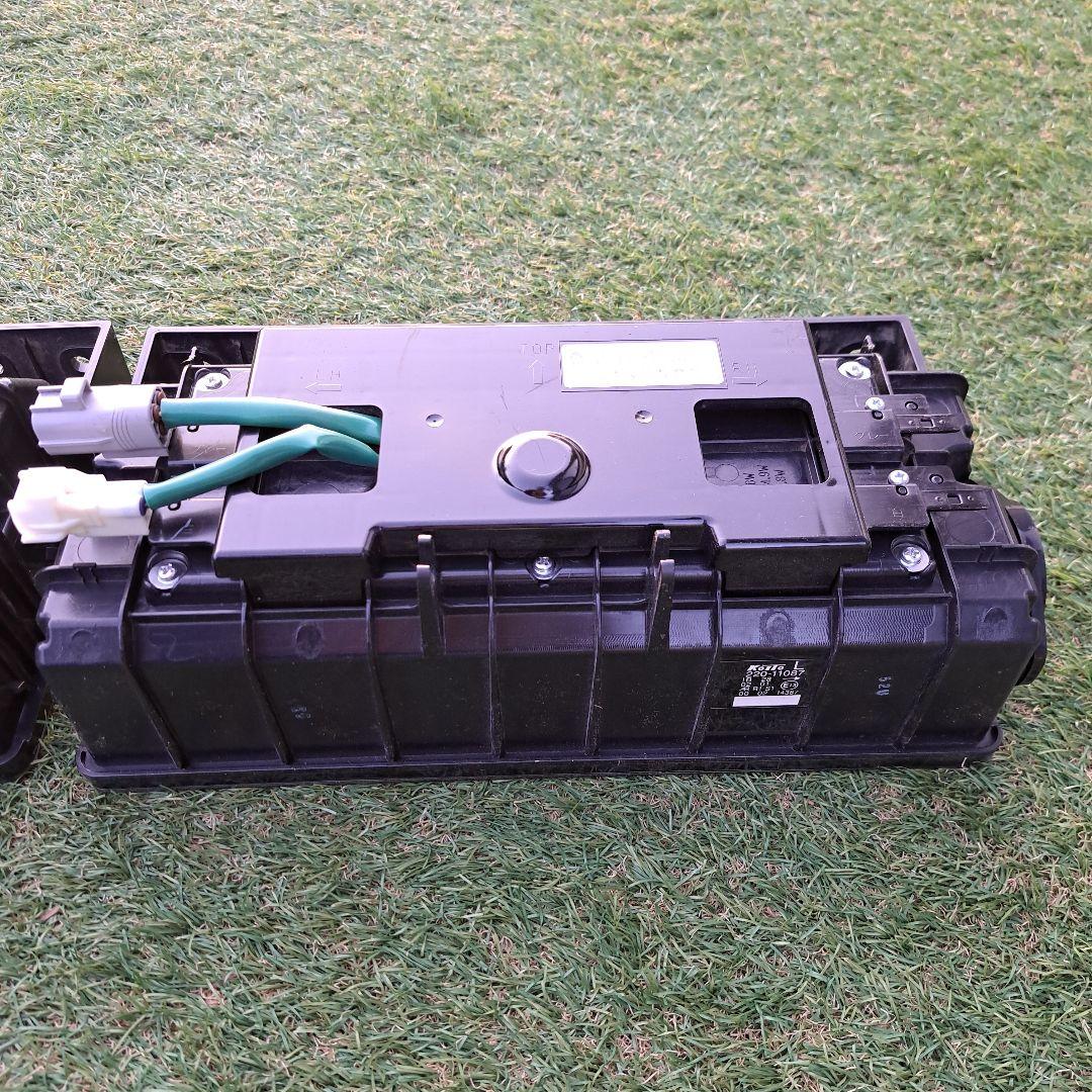 小糸Ｌ型２連LEDテールランプ クリア/レッド左右セット ２４V 新車取り外し品