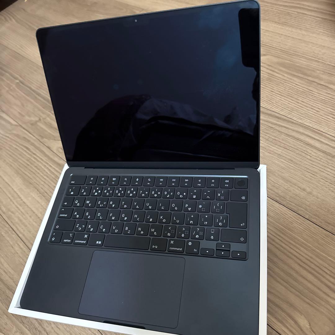 【美品】Apple Mac book Air 256GB M2 13インチ