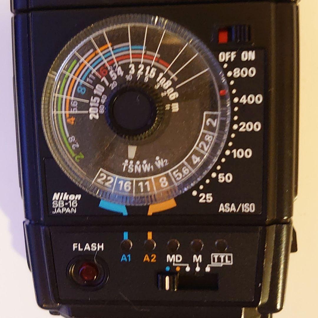 Nikon　F3用モータードライブMD-4　&スピードライト