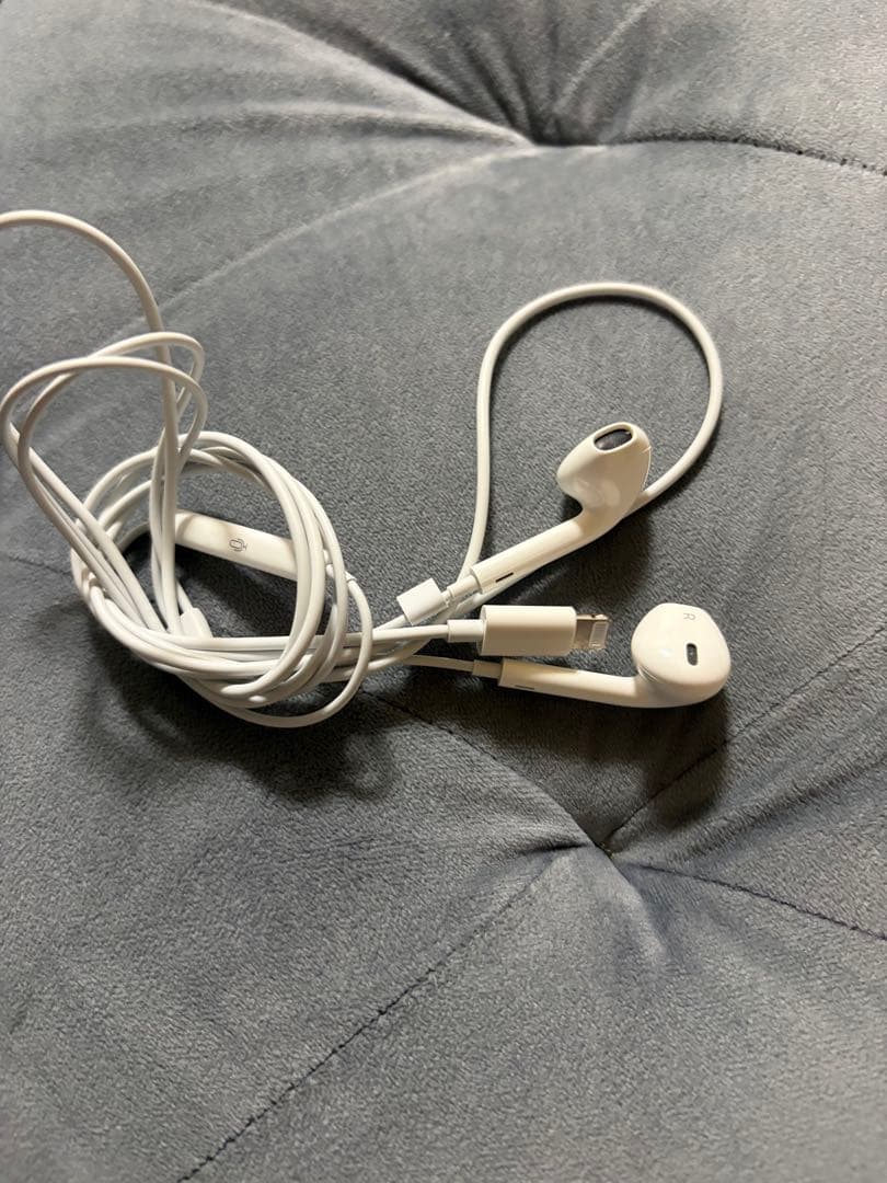 ま*n様 iPhone 14 Pro イヤホン、Moffセット