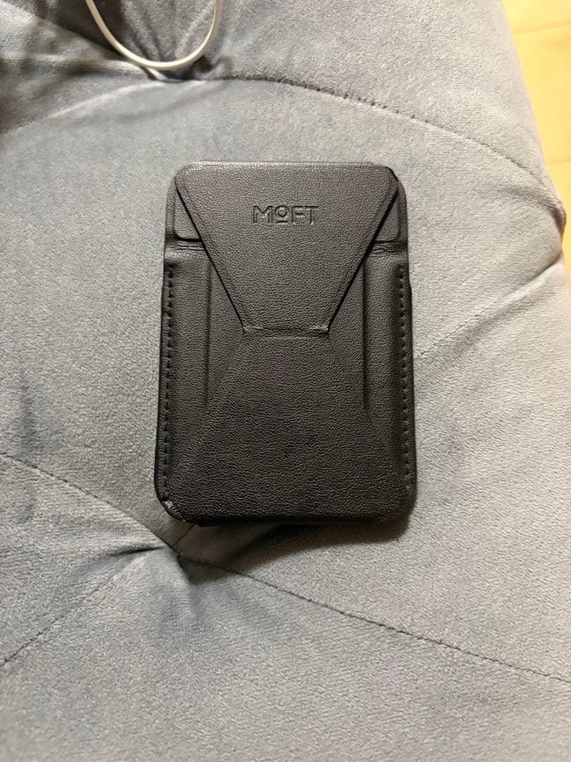 ま*n様 iPhone 14 Pro イヤホン、Moffセット