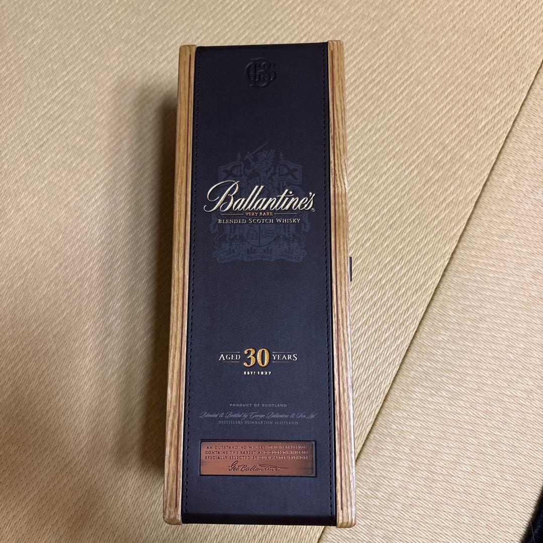 【お値下げ不可】Ballantine's 30年 スコッチウイスキー 木箱入り