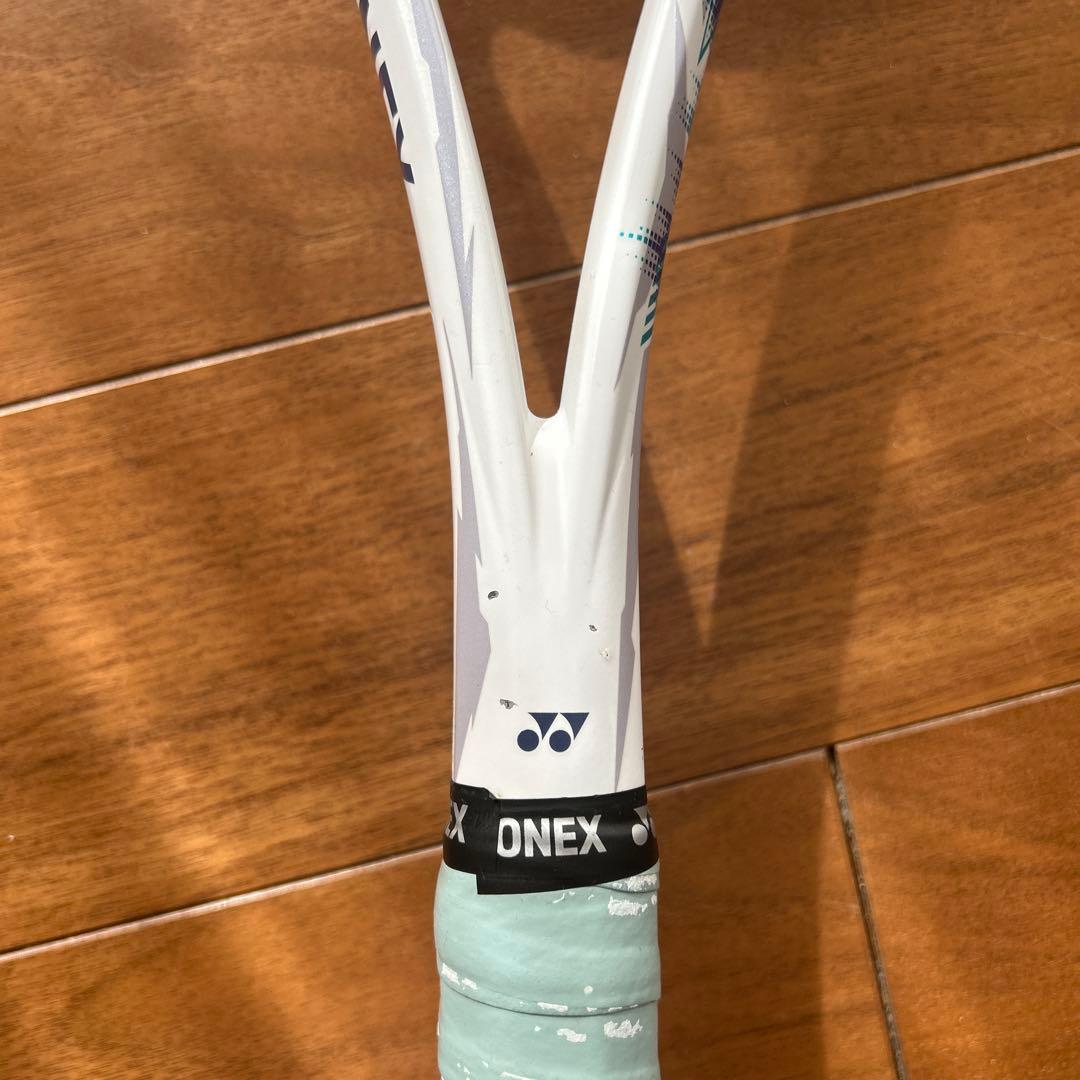 ヨネックス　ボルトレイジ5V UXL0