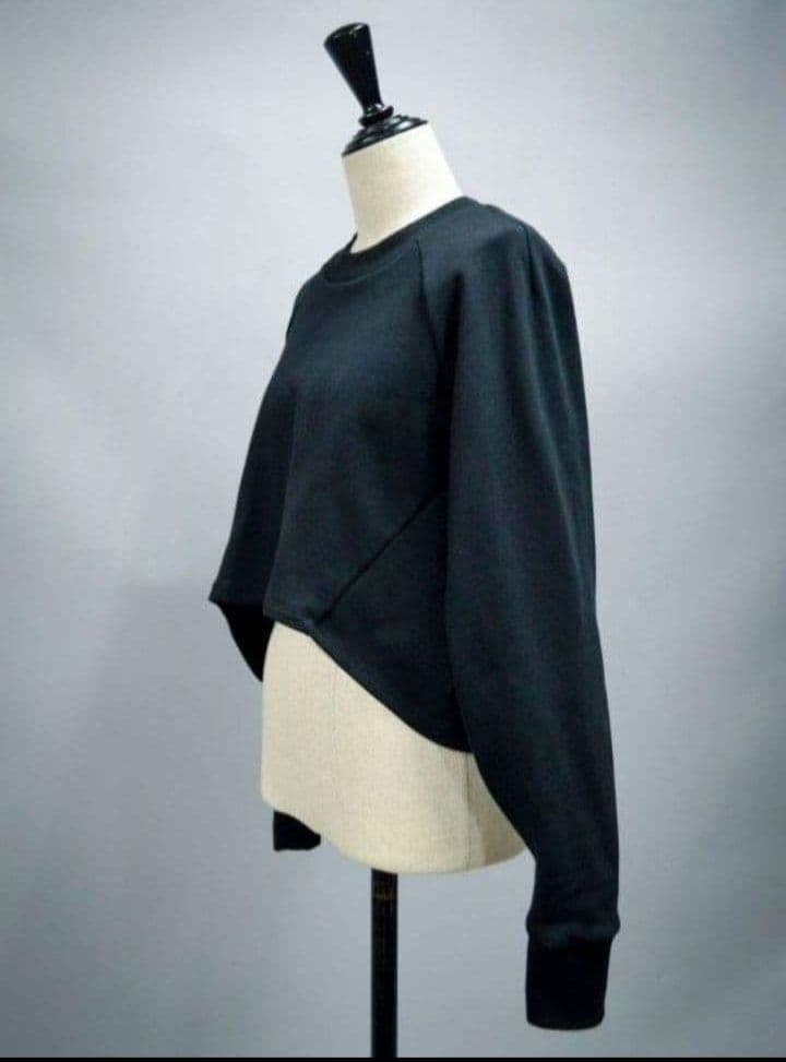 sheller シェリエ　裏起毛セミクロップドトップス　スウェット　スエット