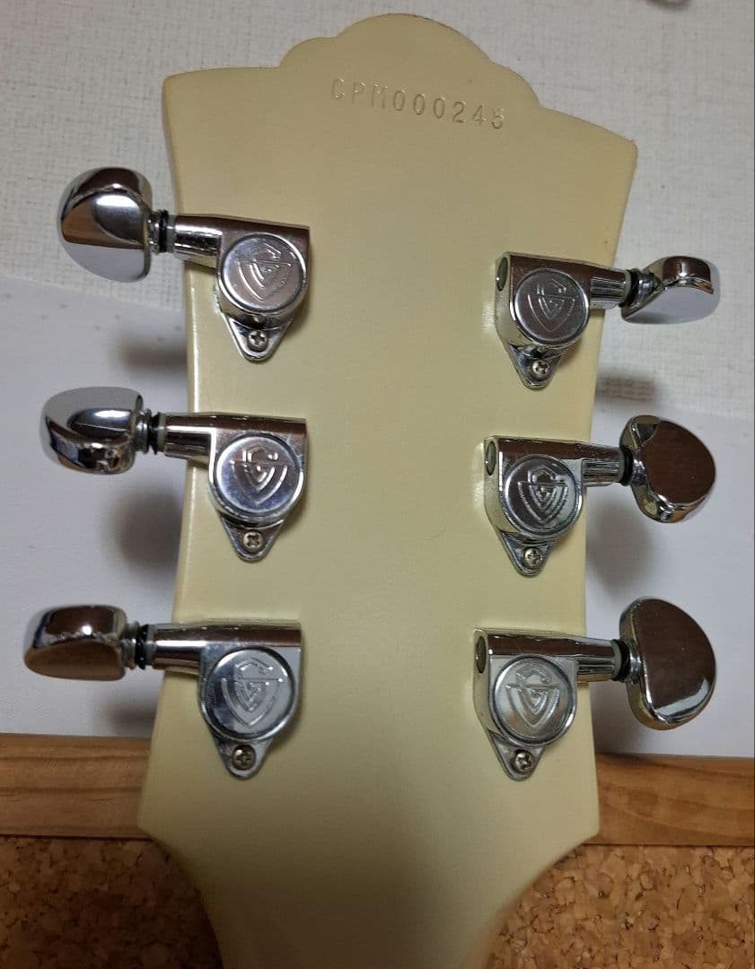 Guild D-25 アコースティックギター クリーム