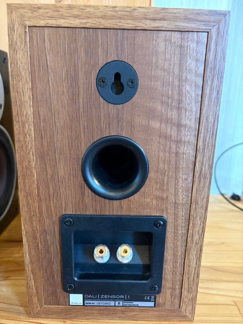 【美品】DALI ZENSOR1 センソール1 ウォールナット　スピーカー