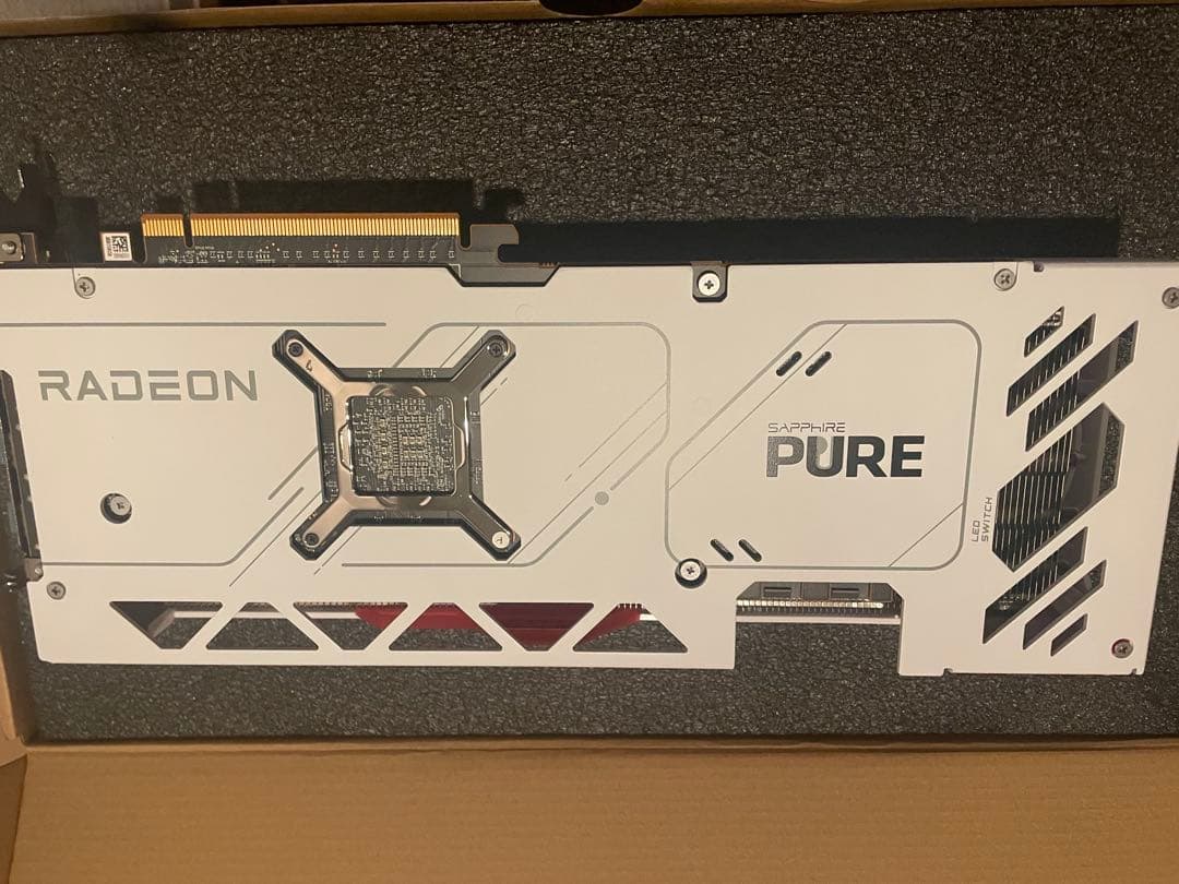 グラフィックボード・グラボ・ビデオカード Sapphire Radeon RX 7800 XT 16GB
