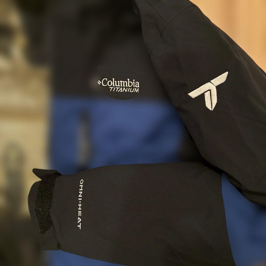 Columbia Titaniumスキーウェア ダウンジャケット