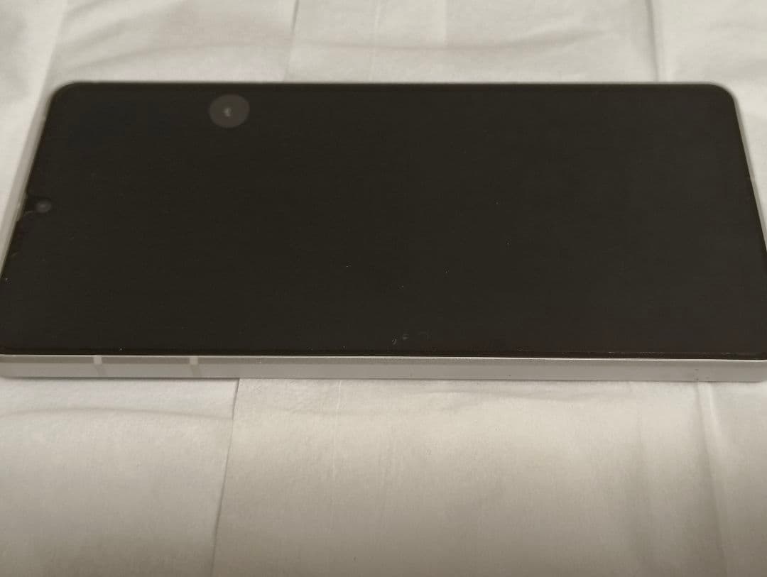 aquos sense7 plus 本体 シルバー 中古品 初期セット スマホ