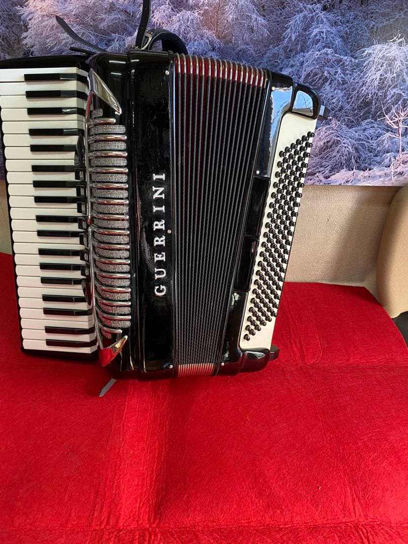 か*こ様 GHERRNI 41鍵軽量9.5kg赤蛇腹即演奏可能同じ型でも優れたリ