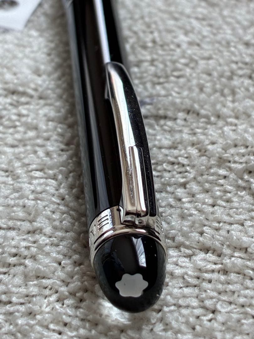 チ*ー様 ◾️モンブラン◾️スターウォーカー ボールペン◾️ミッドナイトブラック